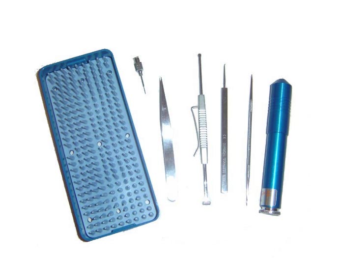 Pioneer Foreign Body Removal Kit with Algerbrush